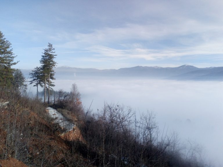 (ВИДЕО) Погледнете го најголемиот загадувач на воздухот во Кичево