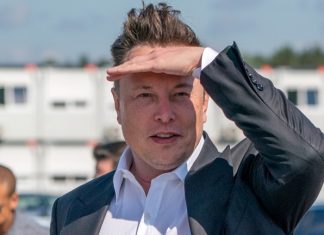 Маск го престигна Закерберг и стана трет најбогат човек на светот со богатство од 117 милијарди долари